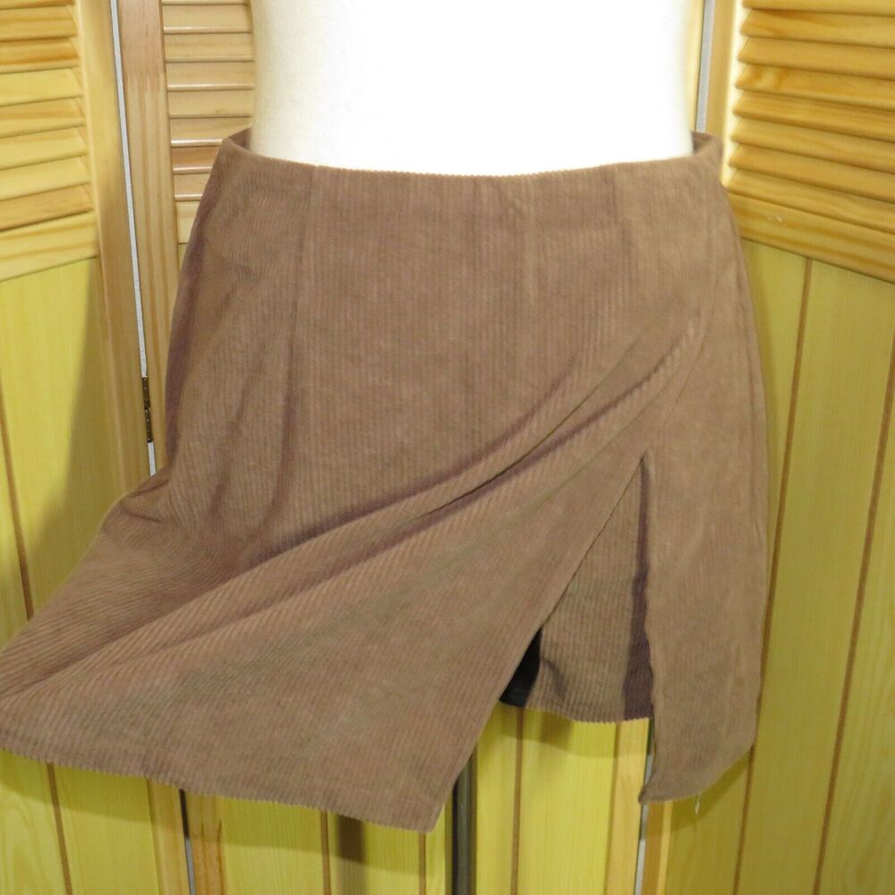 Halara Light Brown Corduroy Front Slit Back Zip Mini Skort Size Large